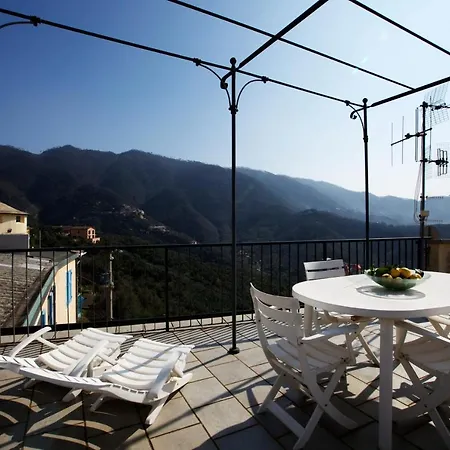 Apartment Captain's Cave Levanto